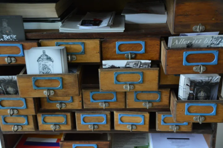 old closet organization ideas